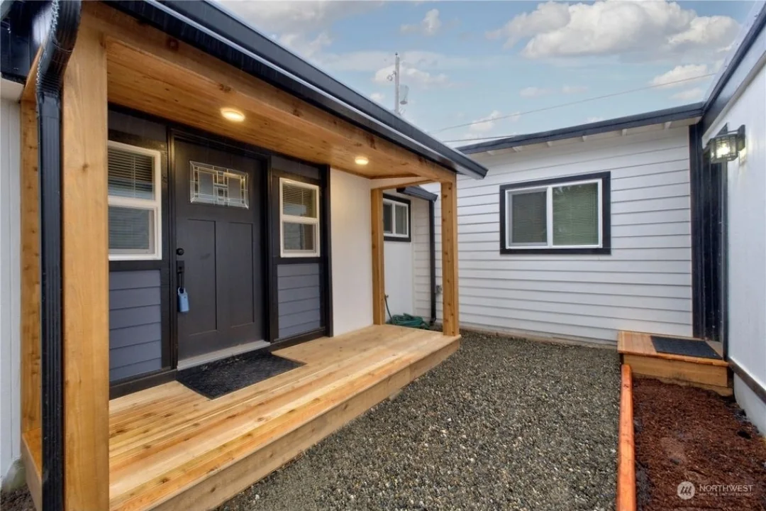 Exterior Entry Refresh after