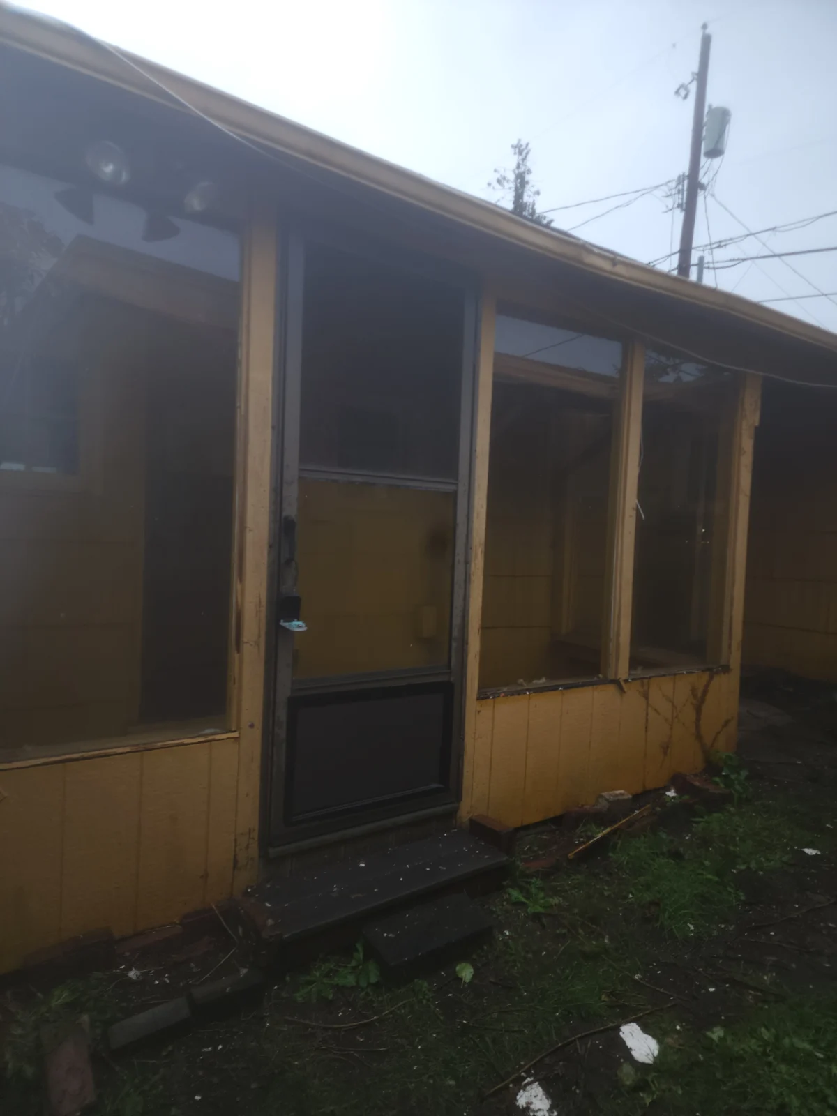 Mercer Island Exterior Restoration before