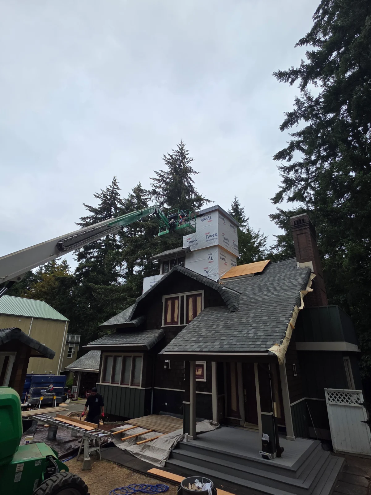 Active construction work at a Carreon Customs project